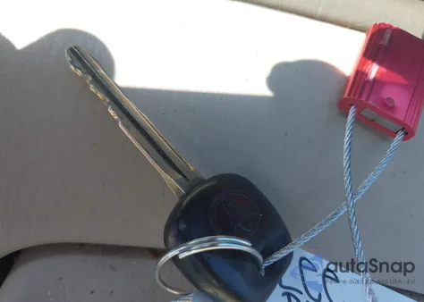 2000 Toyota Avalon Xls from USA, damaged, VIN 4T1BF28B6YU057764